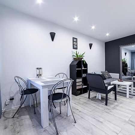 Apartment L'Orque Ράντομ Εξωτερικό φωτογραφία